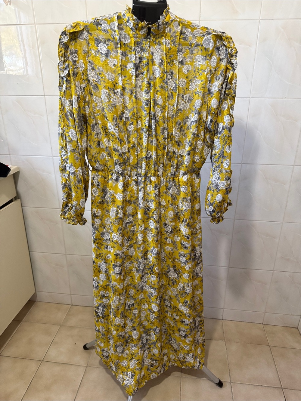 Zara NWT Women's Yellow Floral Long Sleeve Midi Dress
